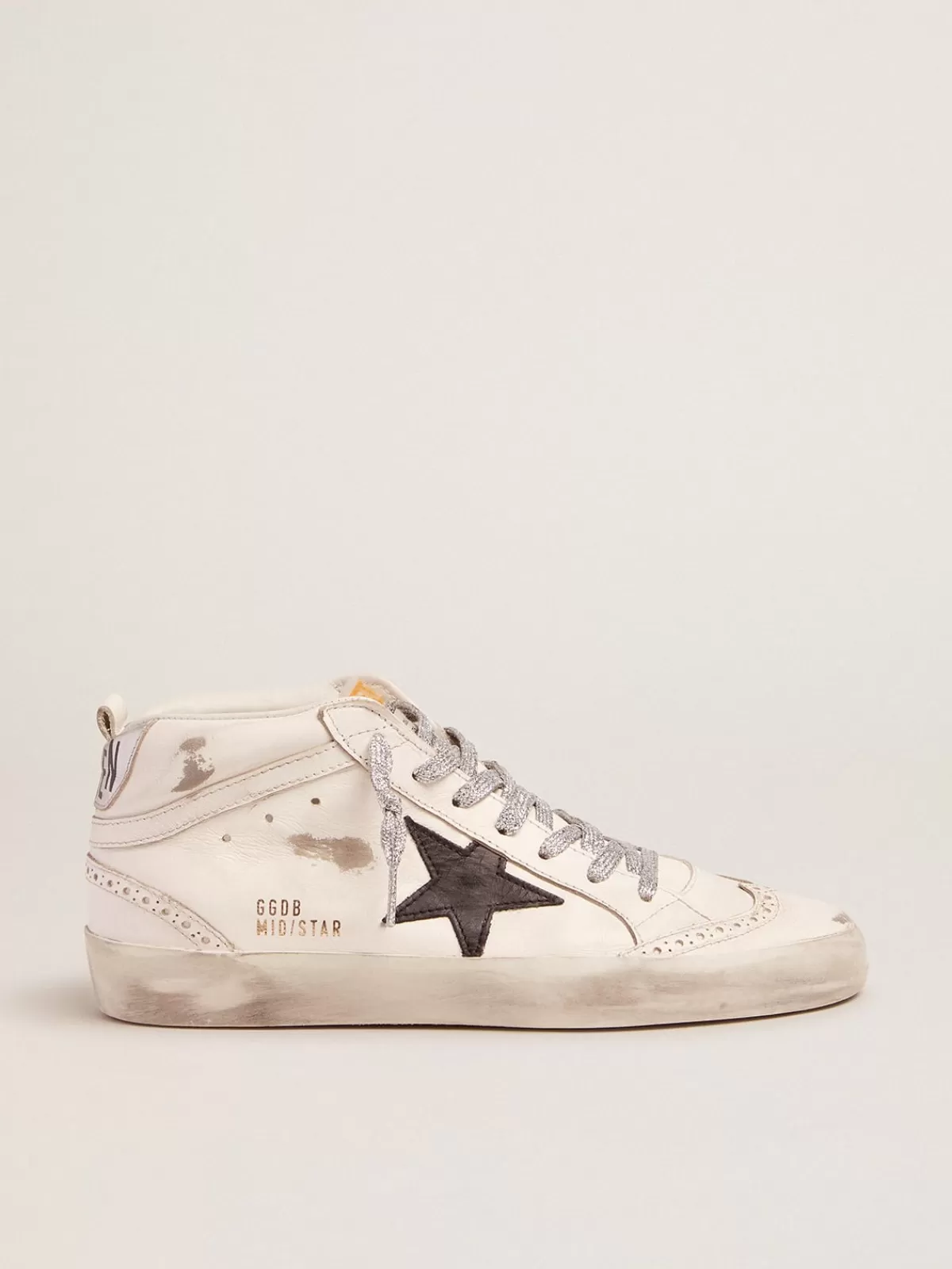 Shop Golden Goose Mid-Star Donna con talloncino laminato e lacci glitter