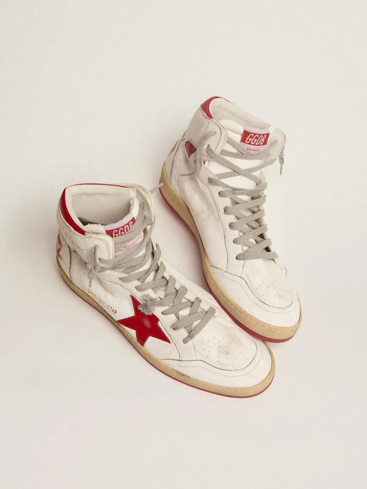 New Golden Goose Sky-Star Uomo con firma sulla caviglia e inserti rossi