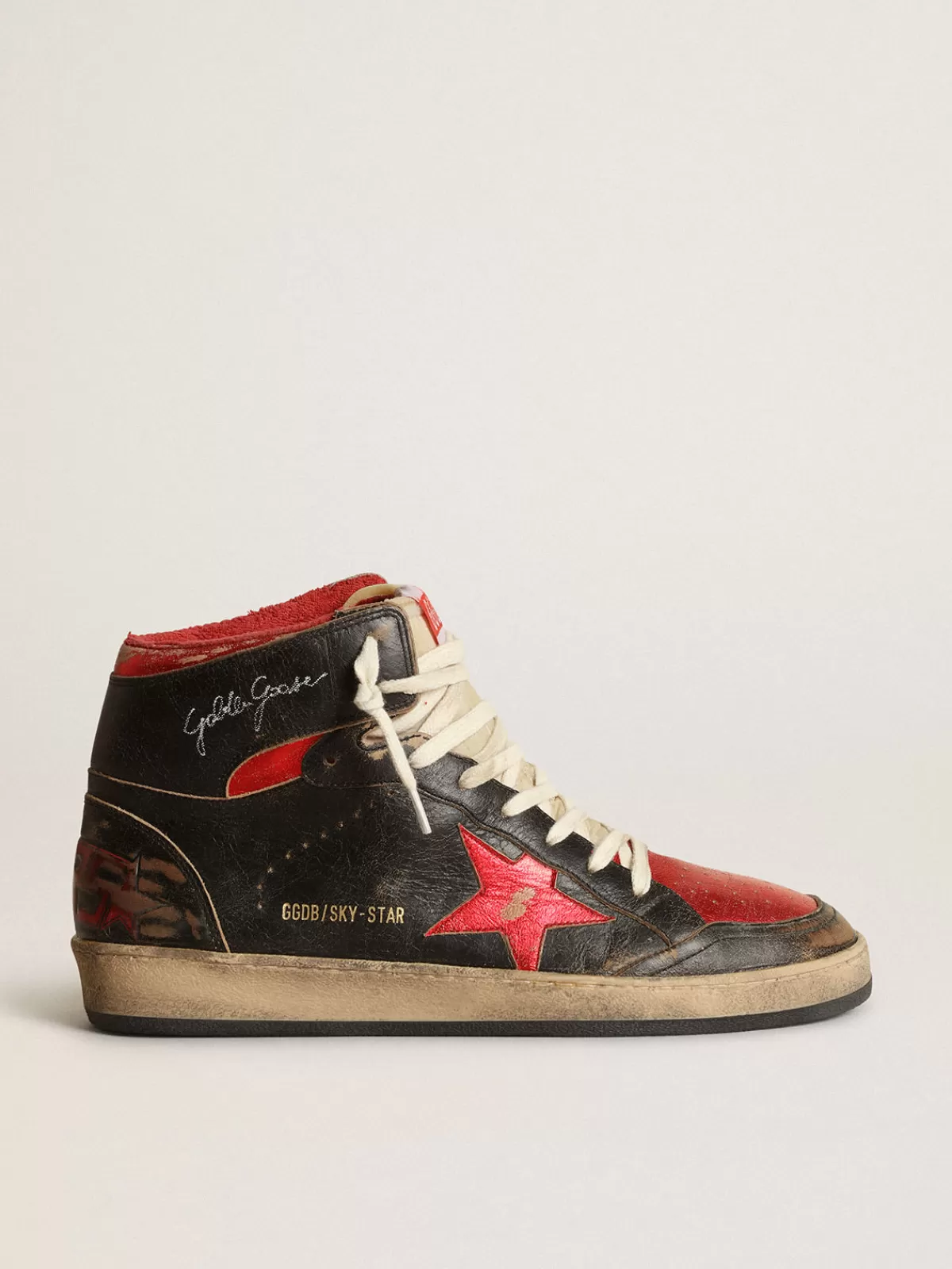 Cheap Golden Goose Sky-Star Uomo in pelle lucida nera con stella rossa