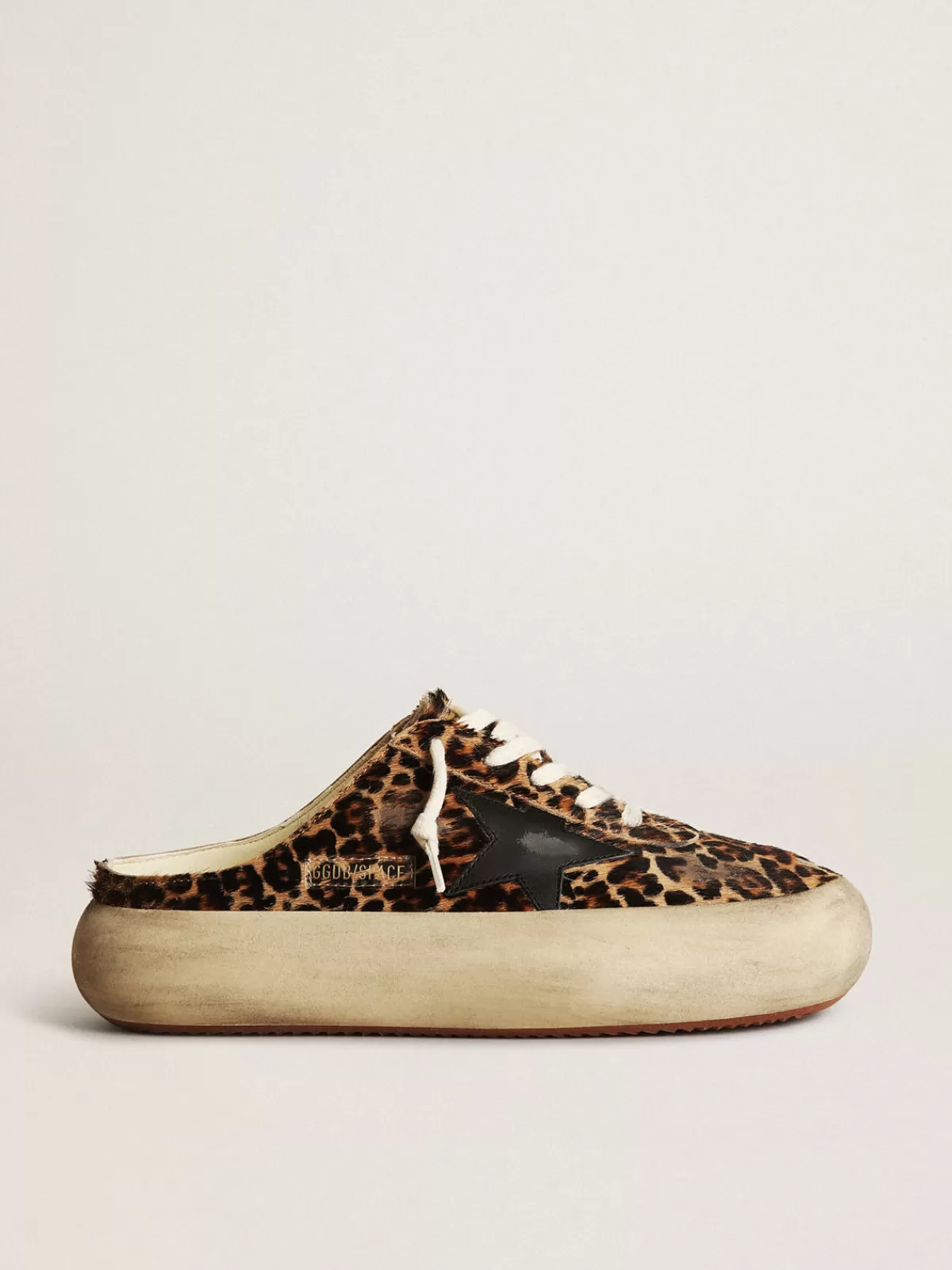 Discount Golden Goose Space-Star Sabot Donna in cavallino leo con stella nera