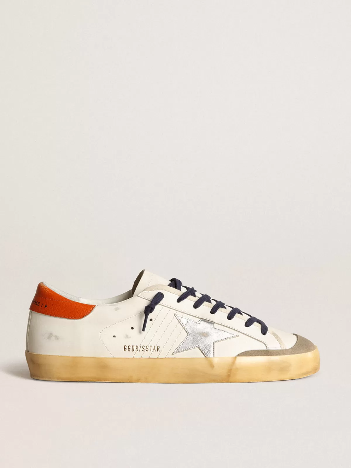 Sale Golden Goose Super-Star Penstar con stella argento e talloncino arancione