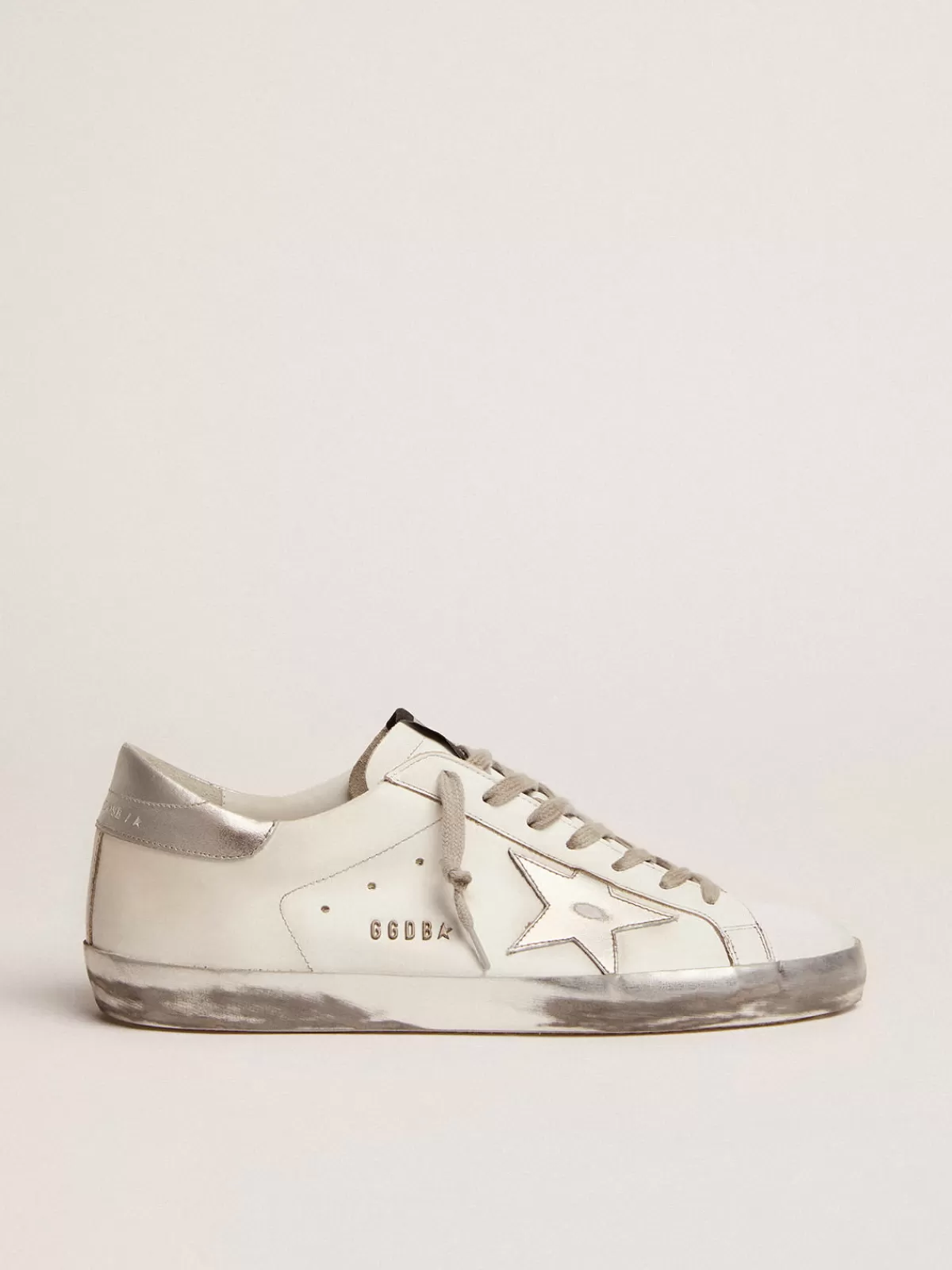 Outlet Golden Goose Super-Star Uomo con stella e talloncino in pelle laminata